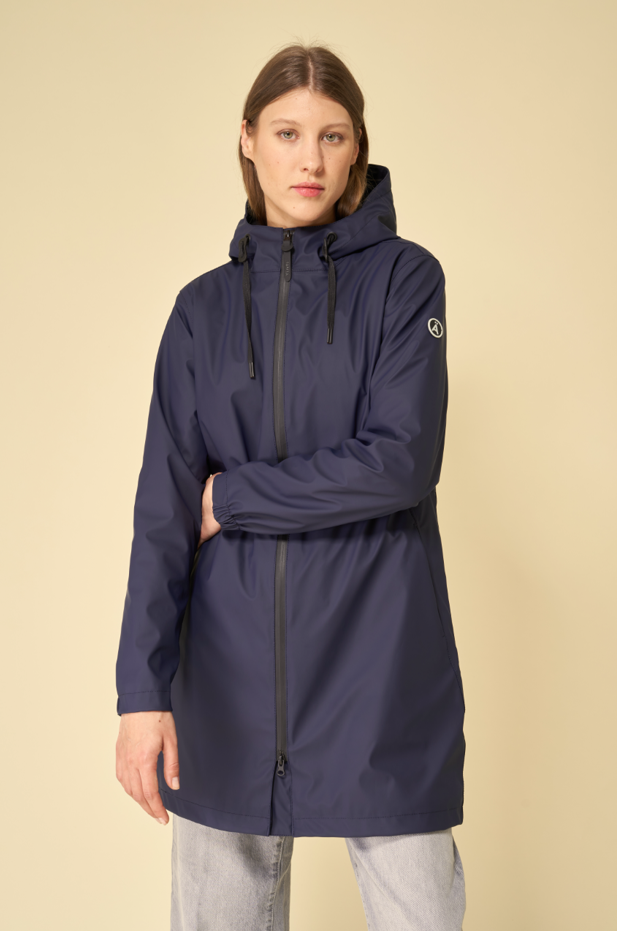 The Vand - Stylish insulated, waterproof, windproof women's raincoat ...